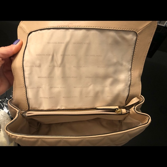 Authentic Michael Kors Sloan Shoulder bag - Picture 6 of 6